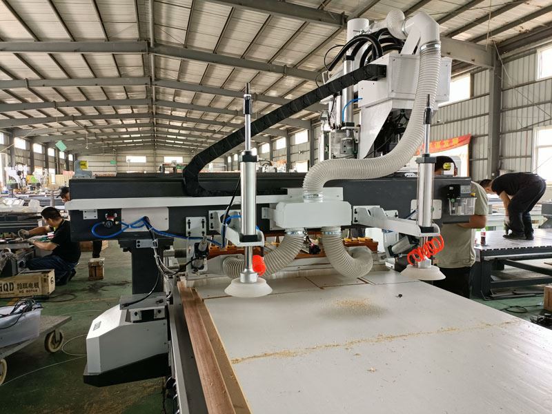 auto loading unloading atc cnc router 