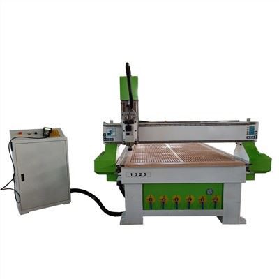 Máquina de enrutador CNC 1530