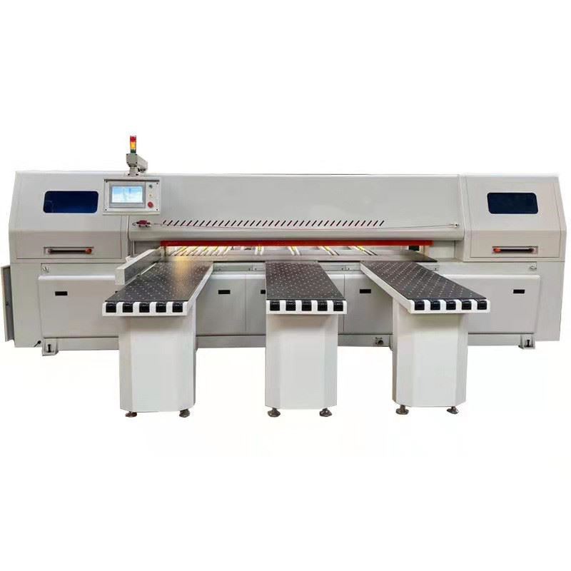 Electronic cutting saw